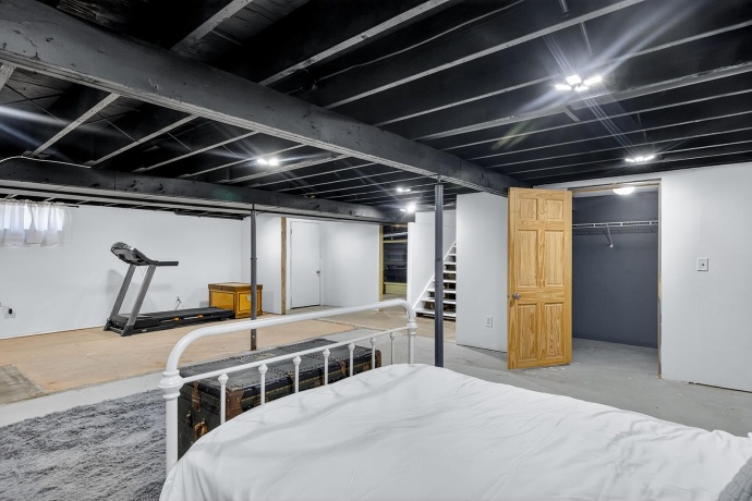 4235 Oaklane, ROCKFORD, Illinois 61109, 2 Bedrooms Bedrooms, ,2 BathroomsBathrooms,House,For Sale,Oaklane,202602319