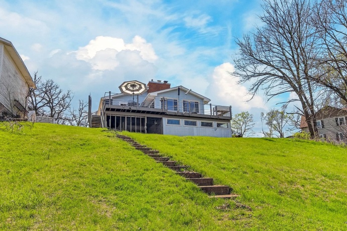 4235 Oaklane, ROCKFORD, Illinois 61109, 2 Bedrooms Bedrooms, ,2 BathroomsBathrooms,House,For Sale,Oaklane,202602319