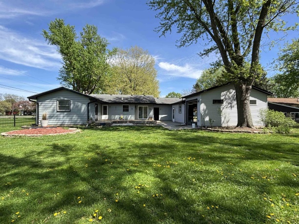 14868 Lang, SOUTH BELOIT, Illinois 61080, 3 Bedrooms Bedrooms, ,2 BathroomsBathrooms,House,For Sale,Lang,202602322