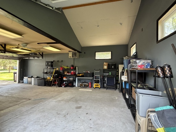 14868 Lang, SOUTH BELOIT, Illinois 61080, 3 Bedrooms Bedrooms, ,2 BathroomsBathrooms,House,For Sale,Lang,202602322