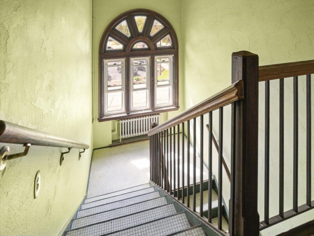 204 Sixth, ROCKFORD, Illinois 61104, ,5+ Units,For Sale,Sixth,202602323