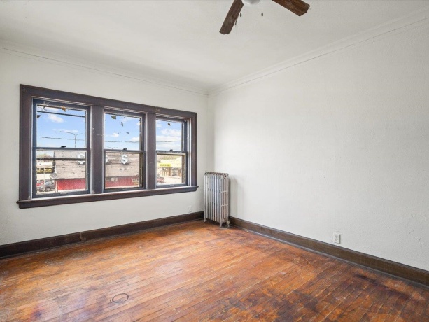 204 Sixth, ROCKFORD, Illinois 61104, ,5+ Units,For Sale,Sixth,202602323