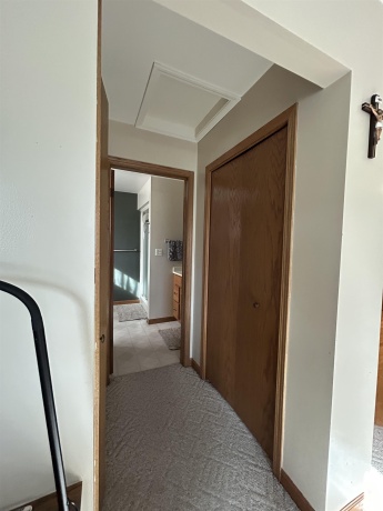 1711 Peri, MENDOTA, Illinois 61342, 3 Bedrooms Bedrooms, ,2 BathroomsBathrooms,House,For Sale,Peri,202602324