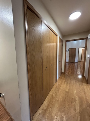 1711 Peri, MENDOTA, Illinois 61342, 3 Bedrooms Bedrooms, ,2 BathroomsBathrooms,House,For Sale,Peri,202602324