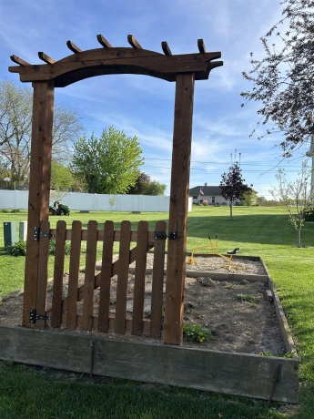 1711 Peri, MENDOTA, Illinois 61342, 3 Bedrooms Bedrooms, ,2 BathroomsBathrooms,House,For Sale,Peri,202602324