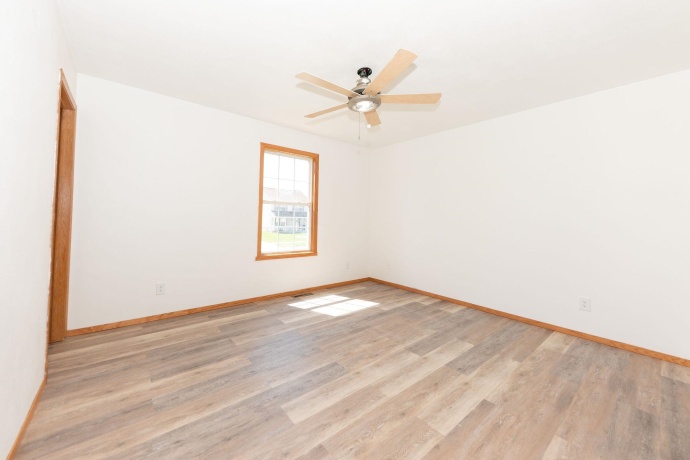 5696 Heidi, ROCKFORD, Illinois 61109, 4 Bedrooms Bedrooms, ,2 BathroomsBathrooms,House,For Sale,Heidi,202602325