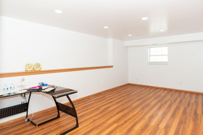 5696 Heidi, ROCKFORD, Illinois 61109, 4 Bedrooms Bedrooms, ,2 BathroomsBathrooms,House,For Sale,Heidi,202602325