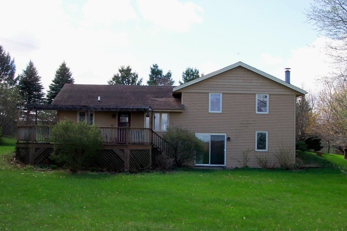 10072 IL RTE 72, FORRESTON, Illinois 61030, 3 Bedrooms Bedrooms, ,1 BathroomBathrooms,House,For Sale,IL RTE 72,202602163