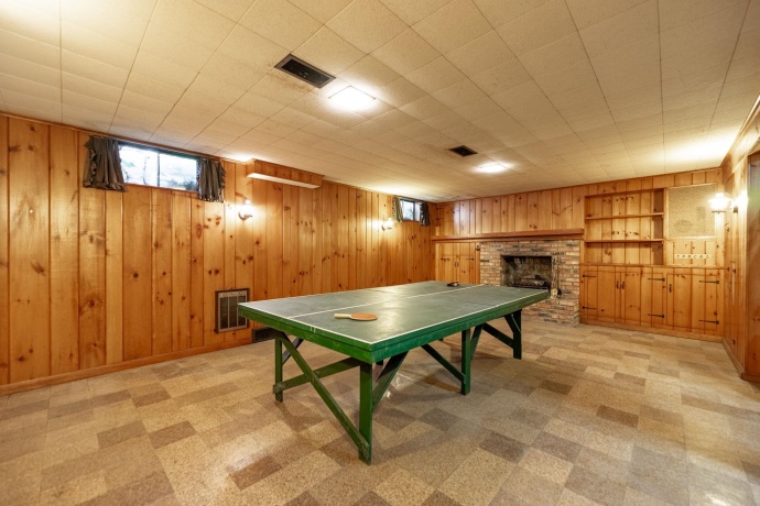 1620 Arden, ROCKFORD, Illinois 61107, 4 Bedrooms Bedrooms, ,2 BathroomsBathrooms,House,For Sale,Arden,202602327