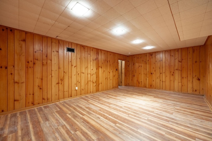 1620 Arden, ROCKFORD, Illinois 61107, 4 Bedrooms Bedrooms, ,2 BathroomsBathrooms,House,For Sale,Arden,202602327