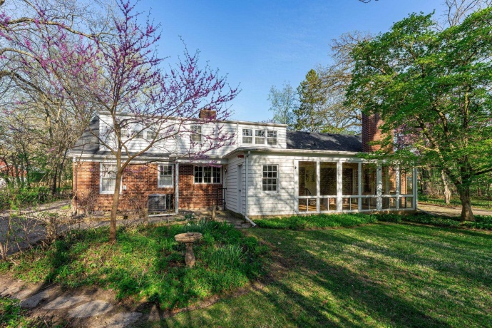 1620 Arden, ROCKFORD, Illinois 61107, 4 Bedrooms Bedrooms, ,2 BathroomsBathrooms,House,For Sale,Arden,202602327