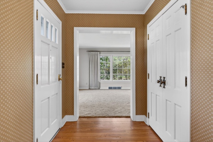 1620 Arden, ROCKFORD, Illinois 61107, 4 Bedrooms Bedrooms, ,2 BathroomsBathrooms,House,For Sale,Arden,202602327