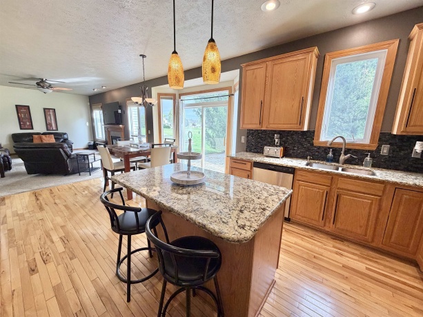 13437 Springhill, WINNEBAGO, Illinois 61088, 4 Bedrooms Bedrooms, ,3 BathroomsBathrooms,House,For Sale,Springhill,202602329