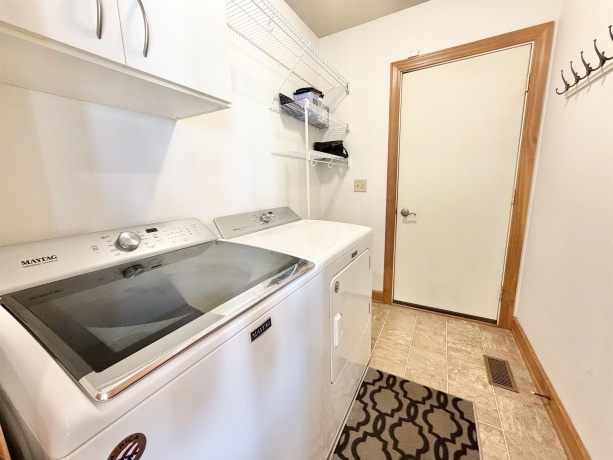 13437 Springhill, WINNEBAGO, Illinois 61088, 4 Bedrooms Bedrooms, ,3 BathroomsBathrooms,House,For Sale,Springhill,202602329