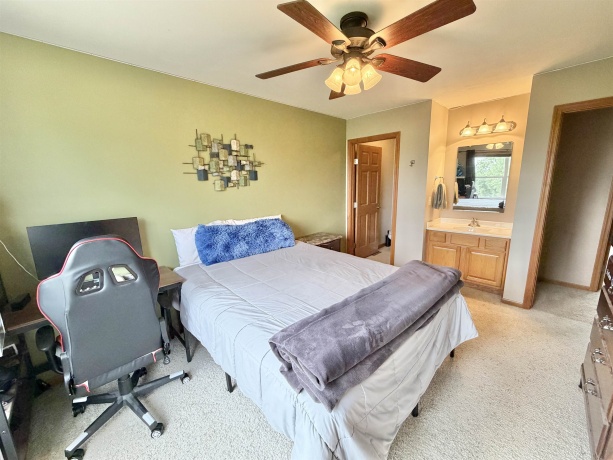 13437 Springhill, WINNEBAGO, Illinois 61088, 4 Bedrooms Bedrooms, ,3 BathroomsBathrooms,House,For Sale,Springhill,202602329