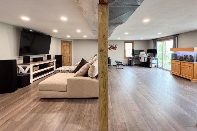 10311 William Trail, ROSCOE, Illinois 61073, 3 Bedrooms Bedrooms, ,2 BathroomsBathrooms,House,For Sale,William Trail,202602330