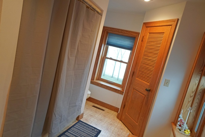 1473 Heine, FREEPORT, Illinois 61032, 3 Bedrooms Bedrooms, ,3 BathroomsBathrooms,House,For Sale,Heine,202602332