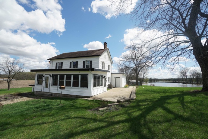 1473 Heine, FREEPORT, Illinois 61032, 3 Bedrooms Bedrooms, ,3 BathroomsBathrooms,House,For Sale,Heine,202602332