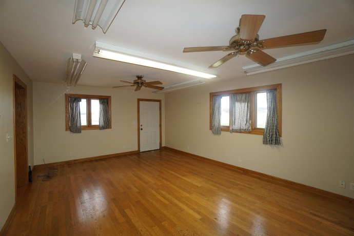 1473 Heine, FREEPORT, Illinois 61032, 3 Bedrooms Bedrooms, ,3 BathroomsBathrooms,House,For Sale,Heine,202602332