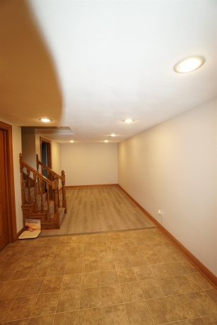 1473 Heine, FREEPORT, Illinois 61032, 3 Bedrooms Bedrooms, ,3 BathroomsBathrooms,House,For Sale,Heine,202602332