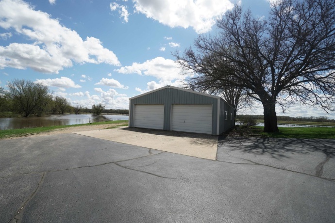 1473 Heine, FREEPORT, Illinois 61032, 3 Bedrooms Bedrooms, ,3 BathroomsBathrooms,House,For Sale,Heine,202602332