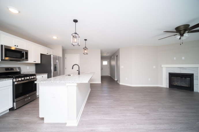 5785 Jackies, LOVES PARK, Illinois 61111, 3 Bedrooms Bedrooms, ,2 BathroomsBathrooms,Condominium,For Sale,Jackies,202602336