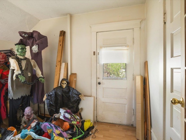 211 Adams, ROCKFORD, Illinois 61107, 3 Bedrooms Bedrooms, ,1 BathroomBathrooms,House,For Sale,Adams,202602341