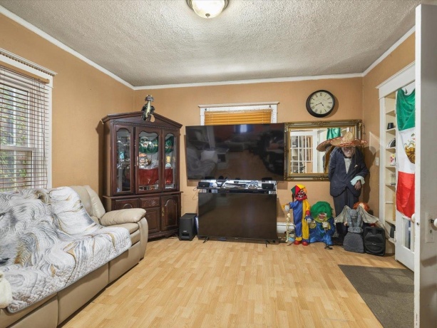 211 Adams, ROCKFORD, Illinois 61107, 3 Bedrooms Bedrooms, ,1 BathroomBathrooms,House,For Sale,Adams,202602341