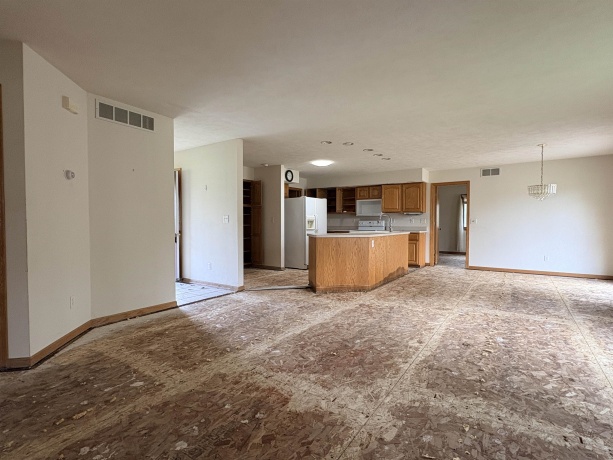 481 Marstonmoor, DAVIS, Illinois 61019, 3 Bedrooms Bedrooms, ,2 BathroomsBathrooms,House,For Sale,Marstonmoor,202602344