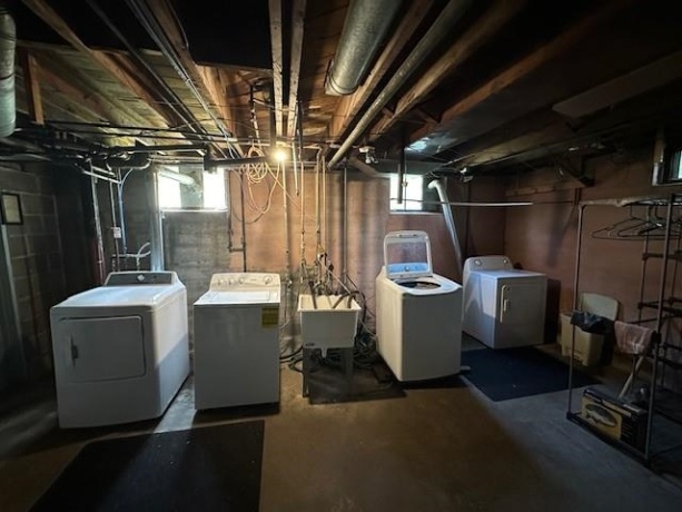 1401 20th, ROCKFORD, Illinois 61108, ,2 Units,For Sale,20th,202601308