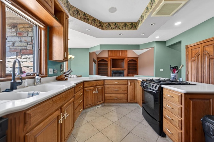 15215 WHITE SCHOOL, ROSCOE, Illinois 61073, 4 Bedrooms Bedrooms, ,4 BathroomsBathrooms,House,For Sale,WHITE SCHOOL,202602345