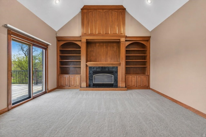 15215 WHITE SCHOOL, ROSCOE, Illinois 61073, 4 Bedrooms Bedrooms, ,4 BathroomsBathrooms,House,For Sale,WHITE SCHOOL,202602345