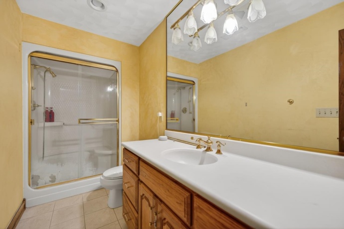 15215 WHITE SCHOOL, ROSCOE, Illinois 61073, 4 Bedrooms Bedrooms, ,4 BathroomsBathrooms,House,For Sale,WHITE SCHOOL,202602345