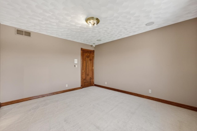 15215 WHITE SCHOOL, ROSCOE, Illinois 61073, 4 Bedrooms Bedrooms, ,4 BathroomsBathrooms,House,For Sale,WHITE SCHOOL,202602345