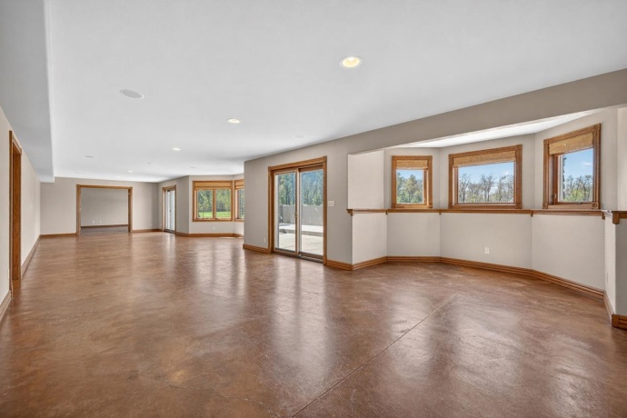 15215 WHITE SCHOOL, ROSCOE, Illinois 61073, 4 Bedrooms Bedrooms, ,4 BathroomsBathrooms,House,For Sale,WHITE SCHOOL,202602345