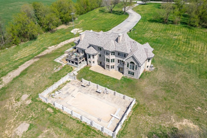 15215 WHITE SCHOOL, ROSCOE, Illinois 61073, 4 Bedrooms Bedrooms, ,4 BathroomsBathrooms,House,For Sale,WHITE SCHOOL,202602345