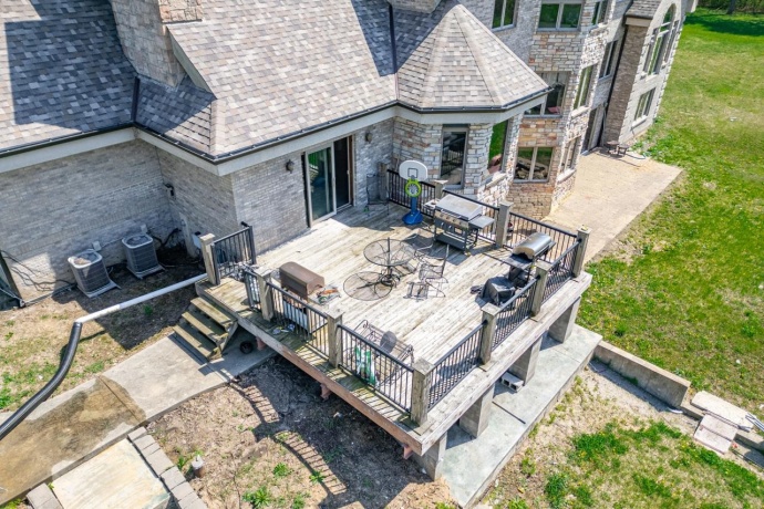 15215 WHITE SCHOOL, ROSCOE, Illinois 61073, 4 Bedrooms Bedrooms, ,4 BathroomsBathrooms,House,For Sale,WHITE SCHOOL,202602345