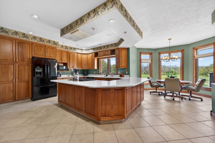 15215 WHITE SCHOOL, ROSCOE, Illinois 61073, 4 Bedrooms Bedrooms, ,4 BathroomsBathrooms,House,For Sale,WHITE SCHOOL,202602345