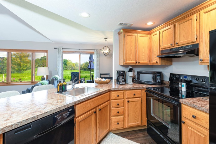 26 Poplar Rdige Dr, GALENA, Illinois 61036, 1 Bedroom Bedrooms, ,2 BathroomsBathrooms,Condominium,For Sale,Poplar Rdige Dr,202601455