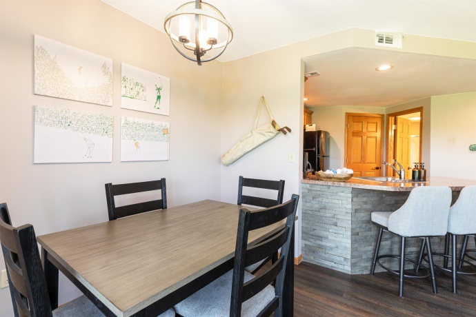 26 Poplar Rdige Dr, GALENA, Illinois 61036, 1 Bedroom Bedrooms, ,2 BathroomsBathrooms,Condominium,For Sale,Poplar Rdige Dr,202601455