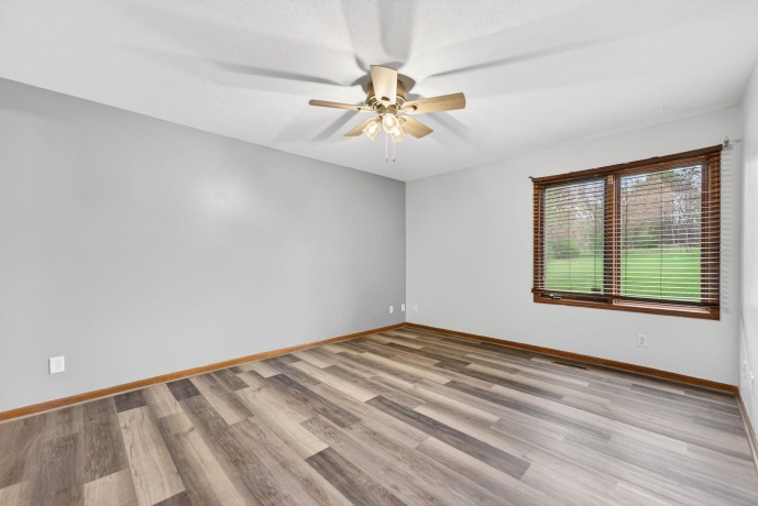 4201 TUMBLEWEED, LOVES PARK, Illinois 61111, 2 Bedrooms Bedrooms, ,2 BathroomsBathrooms,Condominium,For Sale,TUMBLEWEED,202602349