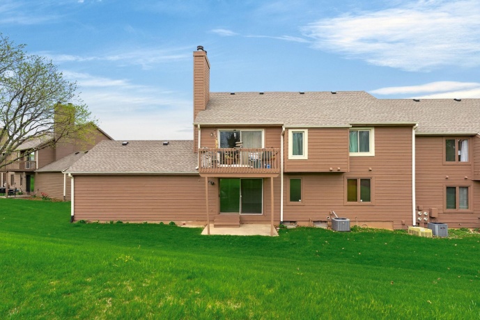 4201 TUMBLEWEED, LOVES PARK, Illinois 61111, 2 Bedrooms Bedrooms, ,2 BathroomsBathrooms,Condominium,For Sale,TUMBLEWEED,202602349