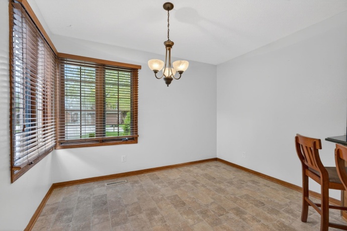 4201 TUMBLEWEED, LOVES PARK, Illinois 61111, 2 Bedrooms Bedrooms, ,2 BathroomsBathrooms,Condominium,For Sale,TUMBLEWEED,202602349