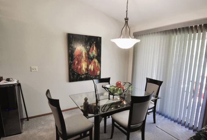 4673 HIGHPOINT DR #60, ROCKFORD, Illinois 61114, 2 Bedrooms Bedrooms, ,2 BathroomsBathrooms,Condominium,For Sale,HIGHPOINT DR #60,202602350