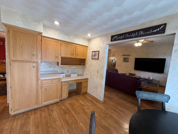 6518 Broadcast Pkwy, LOVES PARK, Illinois 61111, 3 Bedrooms Bedrooms, ,2 BathroomsBathrooms,House,For Sale,Broadcast Pkwy,202602351