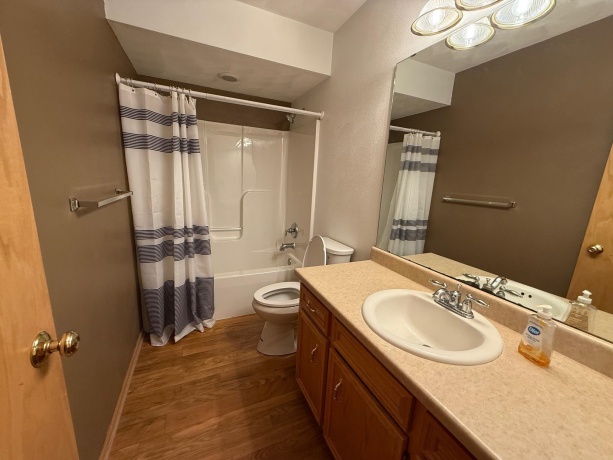 6518 Broadcast Pkwy, LOVES PARK, Illinois 61111, 3 Bedrooms Bedrooms, ,2 BathroomsBathrooms,House,For Sale,Broadcast Pkwy,202602351