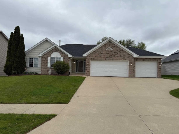 6518 Broadcast Pkwy, LOVES PARK, Illinois 61111, 3 Bedrooms Bedrooms, ,2 BathroomsBathrooms,House,For Sale,Broadcast Pkwy,202602351