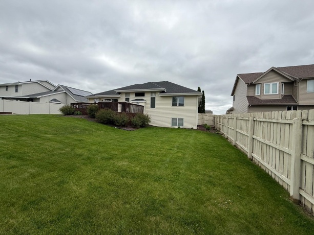 6518 Broadcast Pkwy, LOVES PARK, Illinois 61111, 3 Bedrooms Bedrooms, ,2 BathroomsBathrooms,House,For Sale,Broadcast Pkwy,202602351