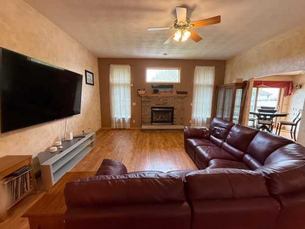 6518 Broadcast Pkwy, LOVES PARK, Illinois 61111, 3 Bedrooms Bedrooms, ,2 BathroomsBathrooms,House,For Sale,Broadcast Pkwy,202602351