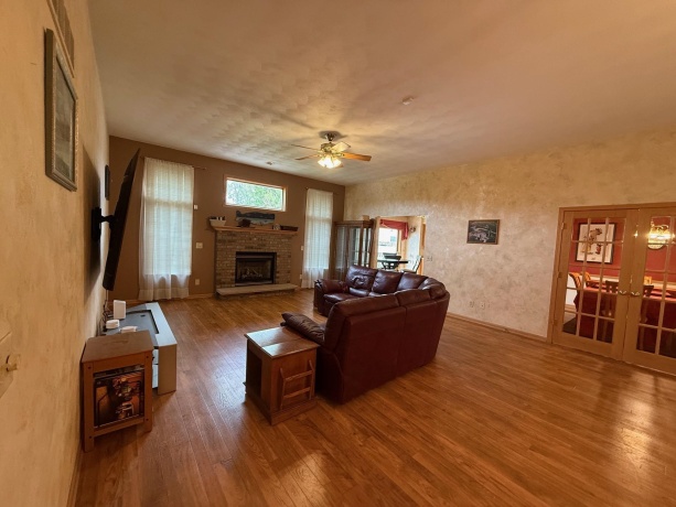 6518 Broadcast Pkwy, LOVES PARK, Illinois 61111, 3 Bedrooms Bedrooms, ,2 BathroomsBathrooms,House,For Sale,Broadcast Pkwy,202602351